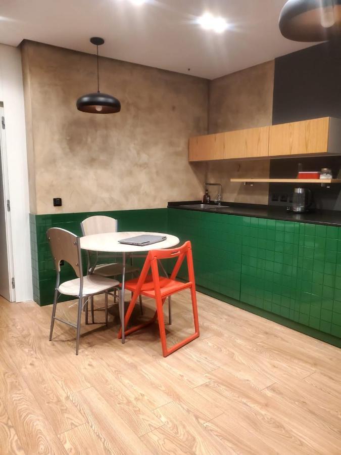 Remarkable Apartment Tirana Buitenkant foto