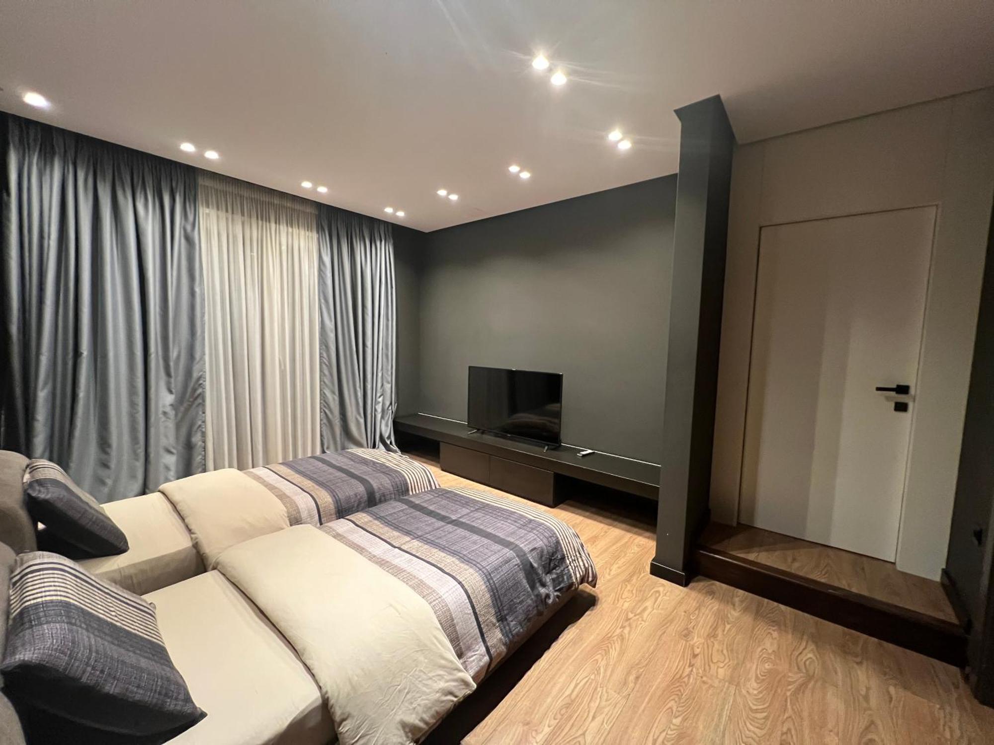 Remarkable Apartment Tirana Buitenkant foto