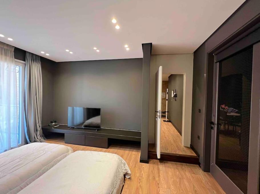 Remarkable Apartment Tirana Buitenkant foto